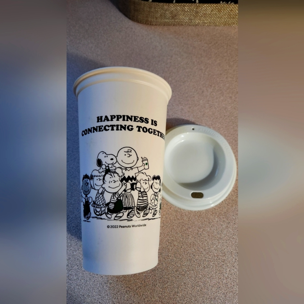 Starbucks/Peanuts reusable hot cup 2022 Japan release NWT